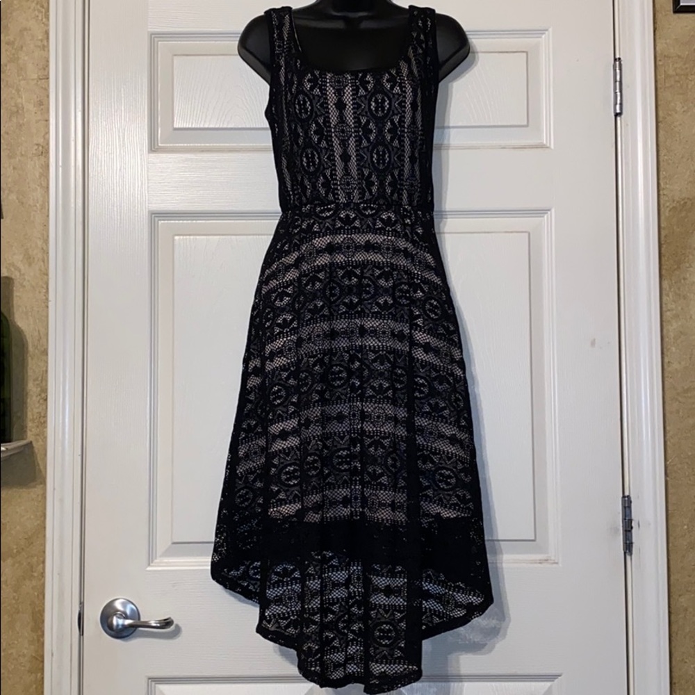 Beautiful AUW Crochet hi-low Dress